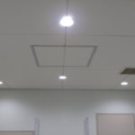 共用トイレ天井の塗装工事｜神奈川県平塚市の某病院の内装リフォーム